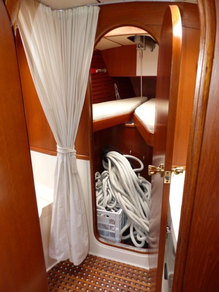Swan 53 intérieur -45.JPG